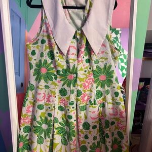 Floral Sleeveless Dress with Collar